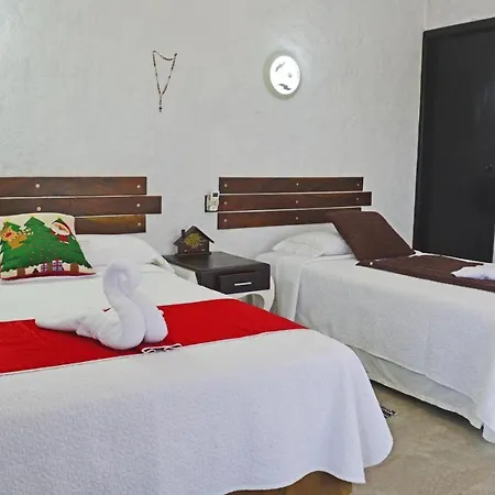 Hostal Cann'S House Puerto Baquerizo Moreno Exterior photo