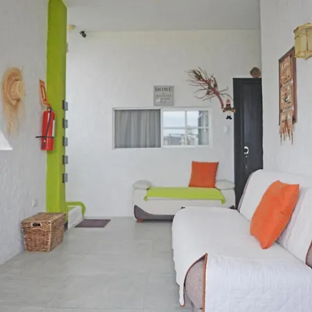 Hostal Cann'S House Puerto Baquerizo Moreno Exterior photo