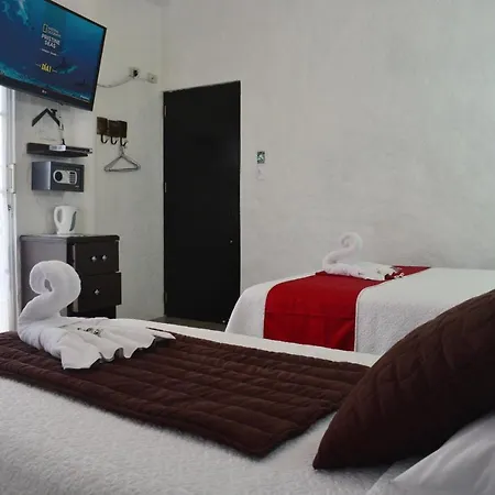 Hostal Cann'S House Puerto Baquerizo Moreno Exterior photo