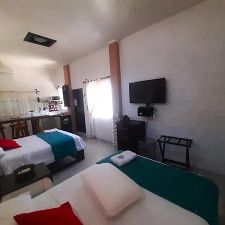 Hostal Cann'S House Puerto Baquerizo Moreno Exterior photo