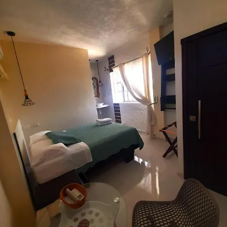 Hostal Cann'S House Puerto Baquerizo Moreno Exterior photo