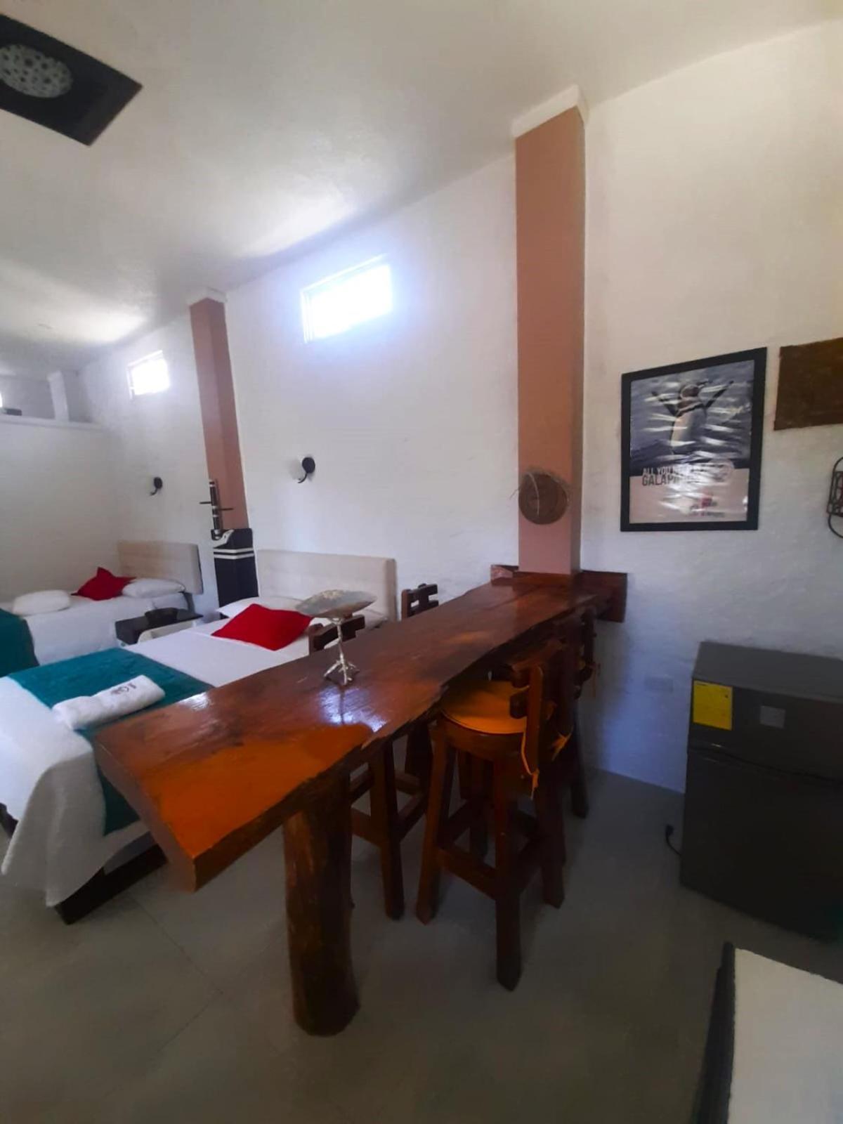 Cann's House * Puerto Baquerizo Moreno